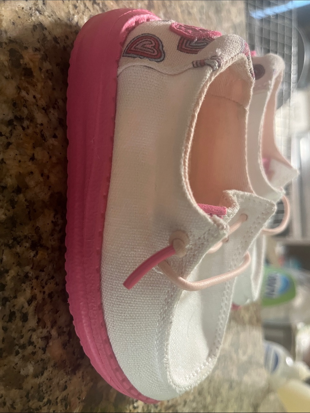 Hey Dude Wendy Toddler Hearts Kids Sneakers Size 7 - Picture 2 of 3